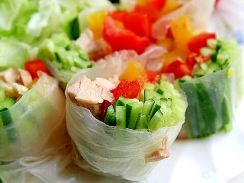 焼きパプリカと蒸し鳥の生春巻き